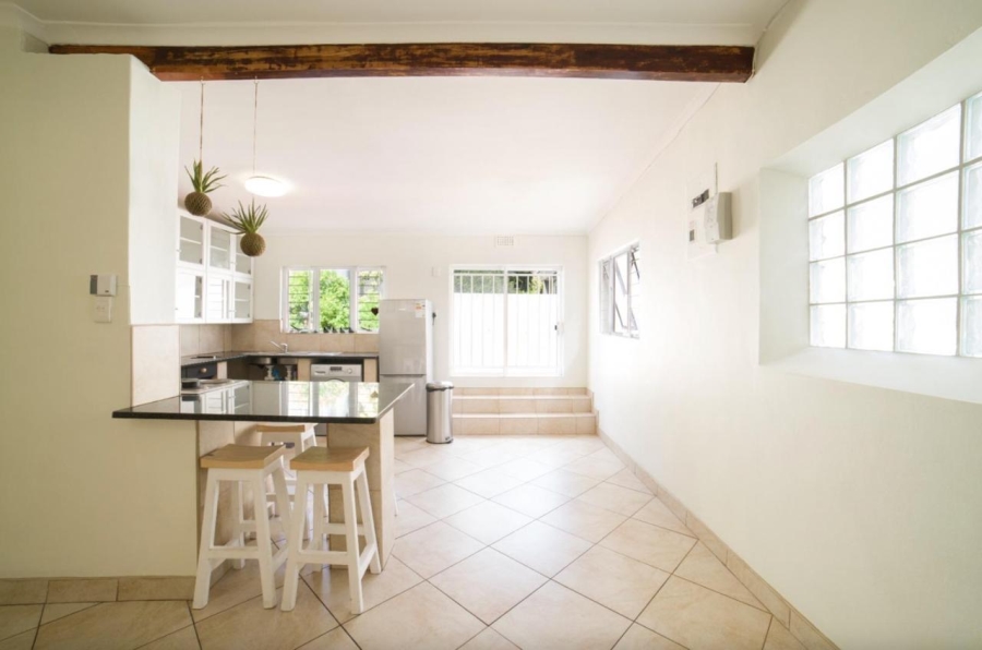 To Let 2 Bedroom Property for Rent in Gardens Western Cape